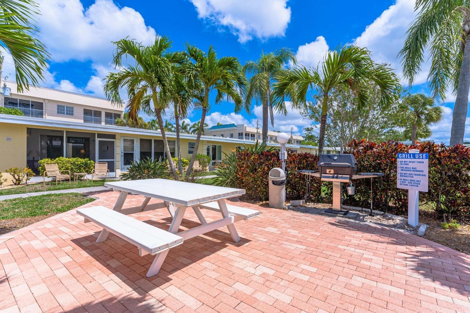 Casa Mar Apartment Sarasota Bagian luar foto