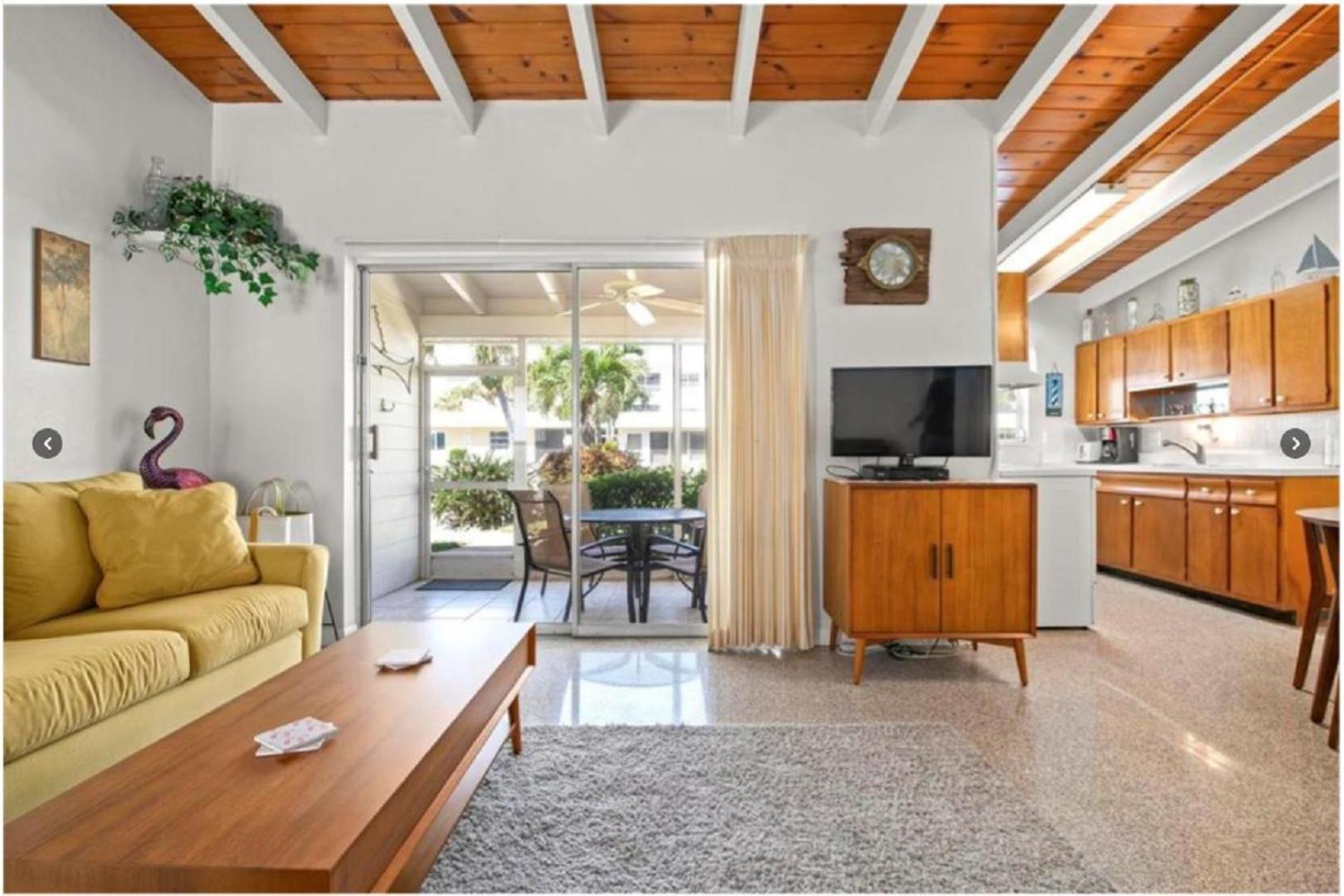 Casa Mar Apartment Sarasota Bagian luar foto