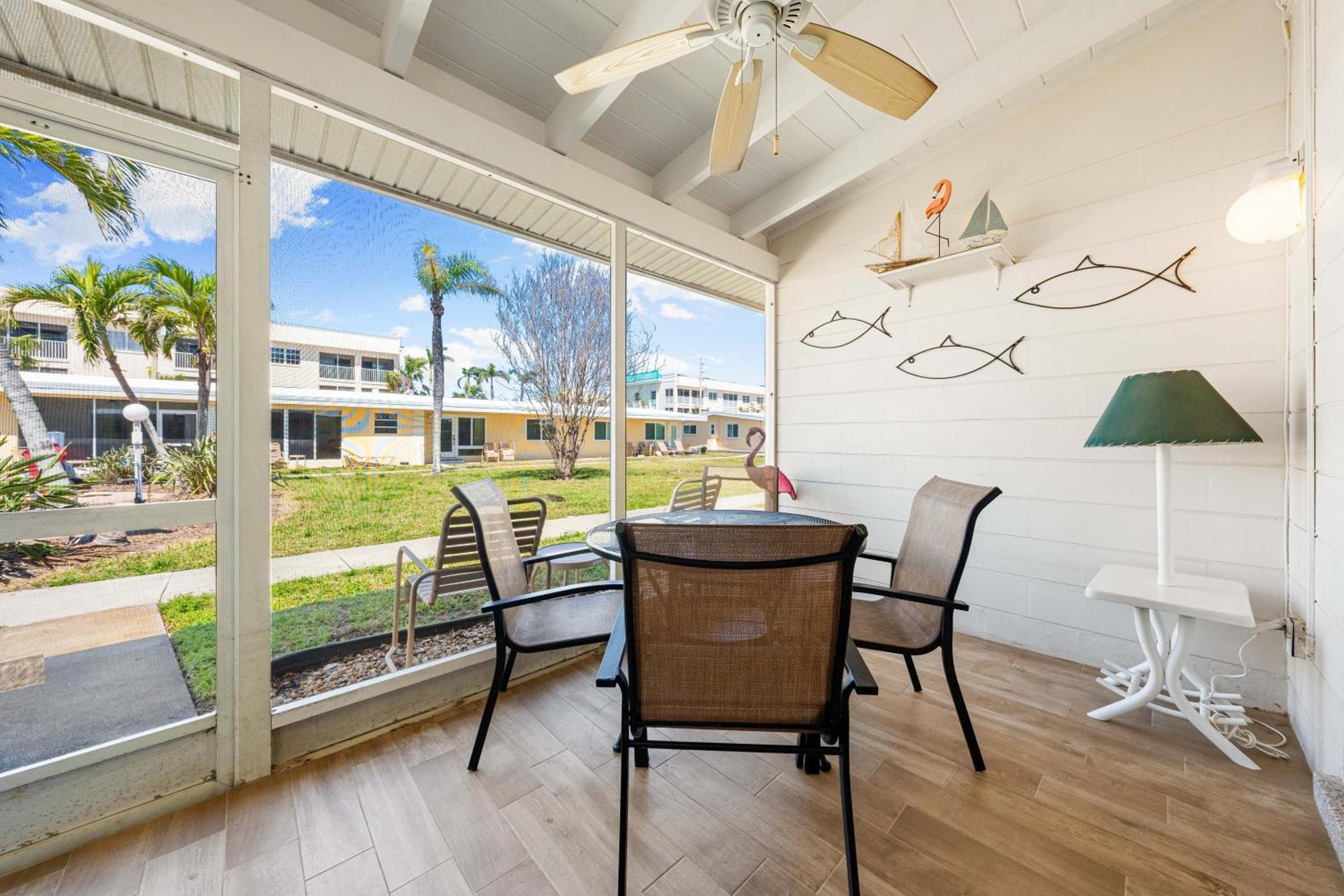 Casa Mar Apartment Sarasota Bagian luar foto
